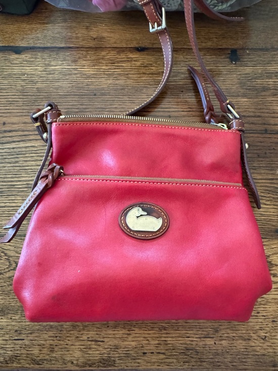Red Leather Dooney & Bourke Crossbody Bag with Brown Leather Padded Strap - Picture 2 of 8